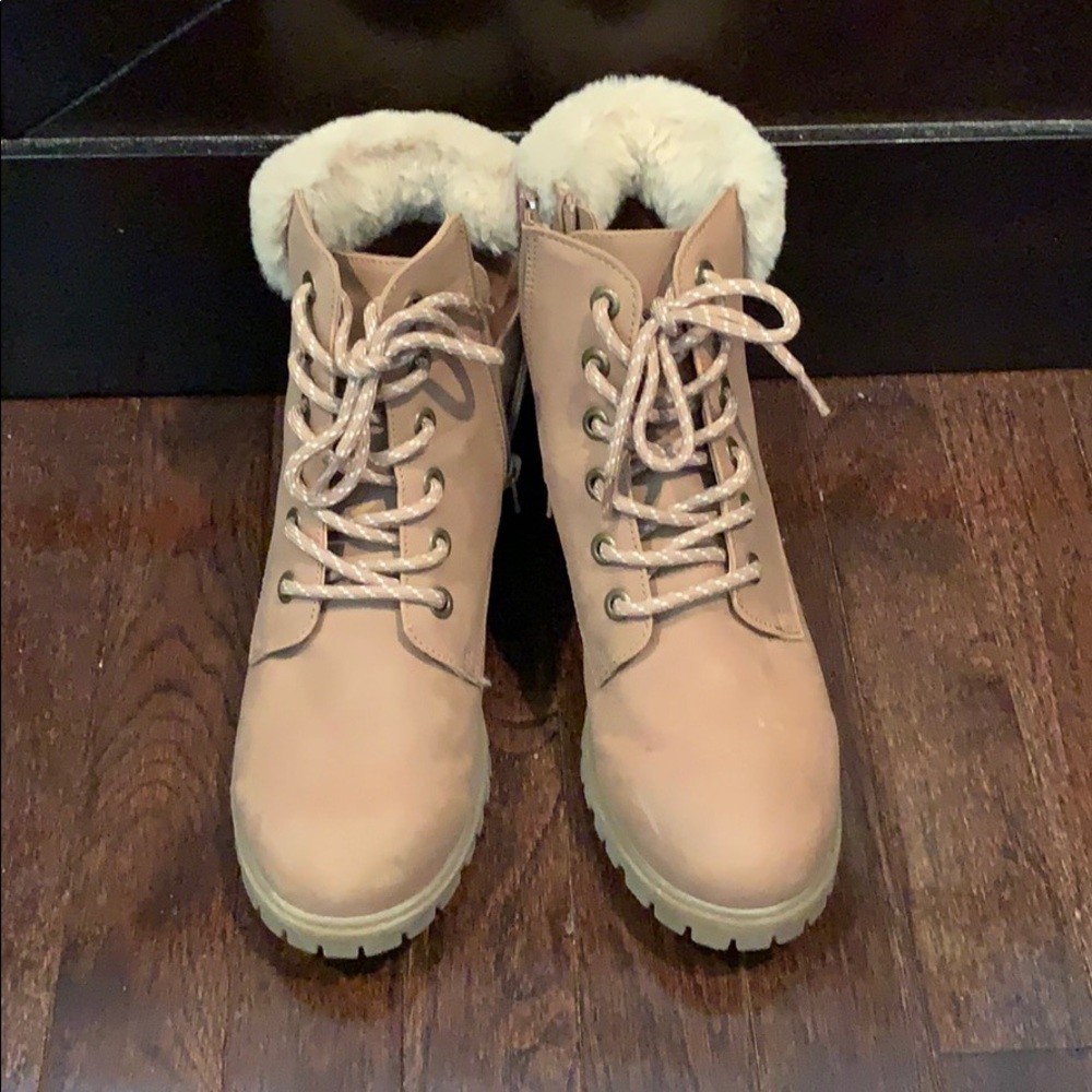 Light pink booties